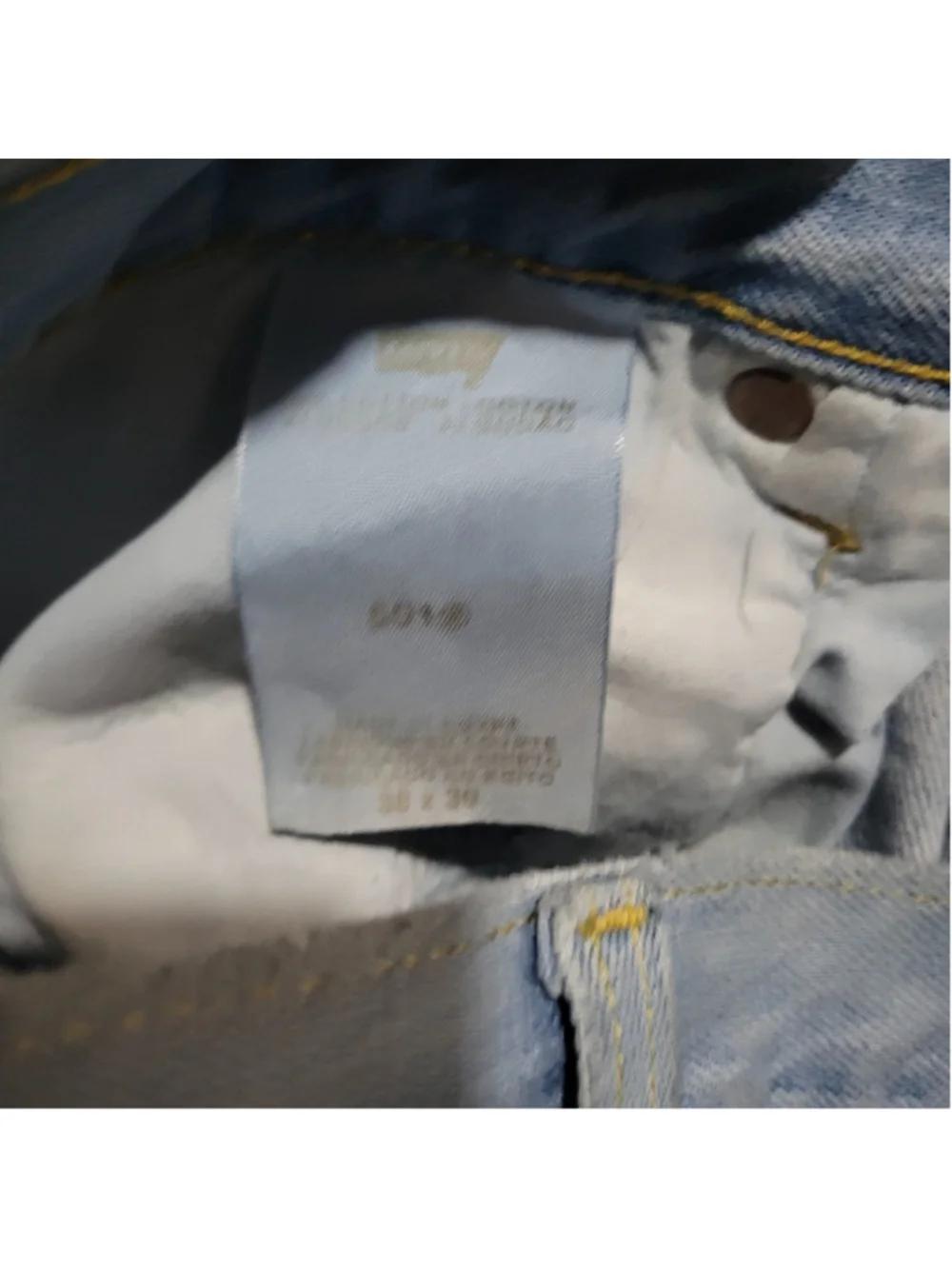 Levi's 501 Blue Straight Leg Button-Fly Men's 100% Cotton Jeans Size 38/30